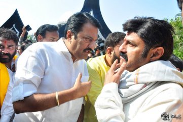 NTR Family Visit to NTR Ghat 2016